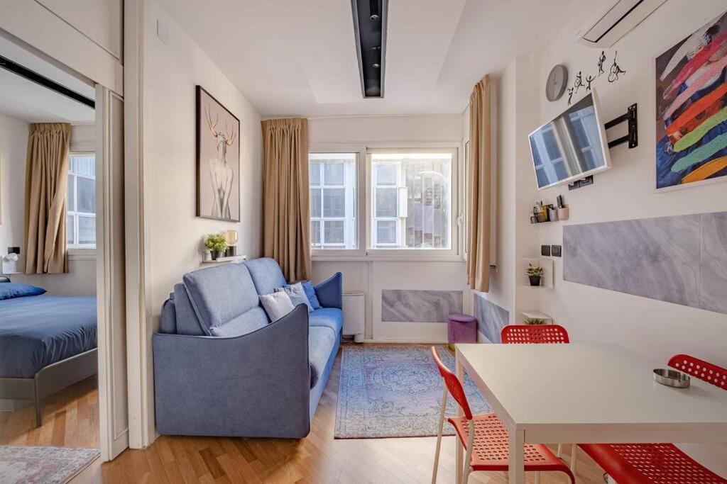 Modern Apartment At San Giovanni Rome Luaran gambar