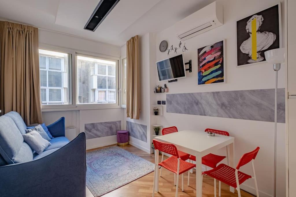 Modern Apartment At San Giovanni Rome Luaran gambar