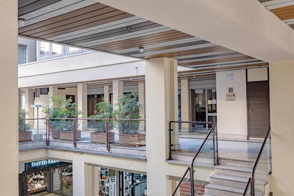 Modern Apartment At San Giovanni Rome Luaran gambar