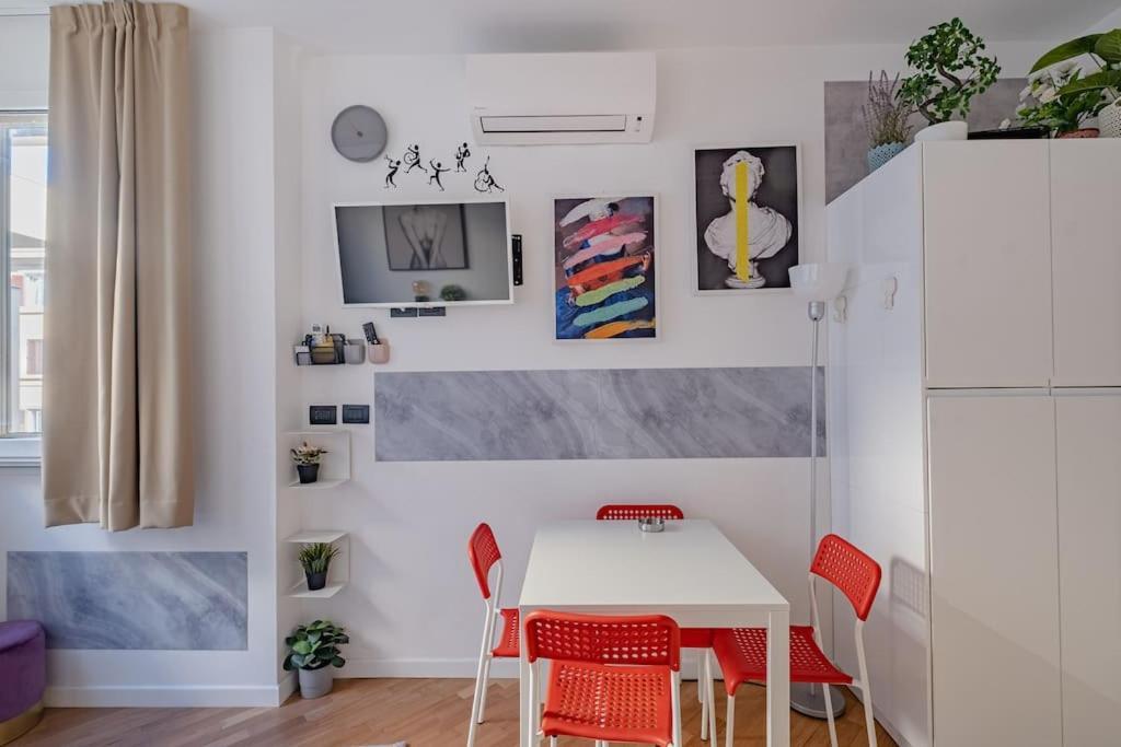 Modern Apartment At San Giovanni Rome Luaran gambar