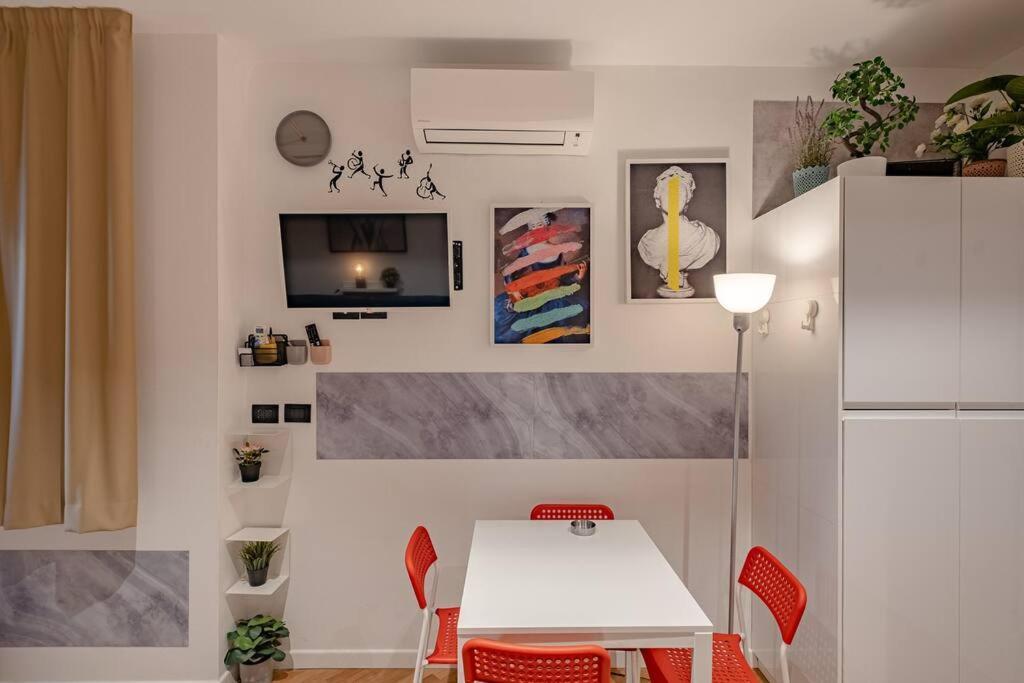 Modern Apartment At San Giovanni Rome Luaran gambar
