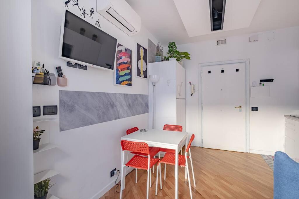 Modern Apartment At San Giovanni Rome Luaran gambar